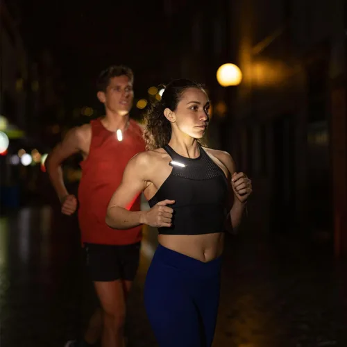 Vista 4 de Knog Plus Free Light - Luces manos libres recargables por USB para correr de noche, ciclismo, seguridad vial