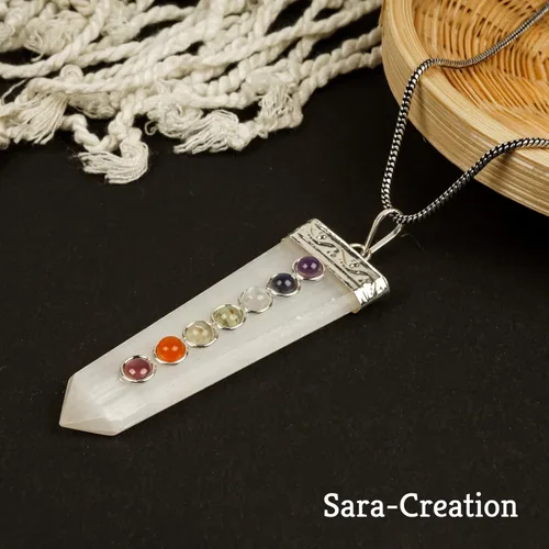 Vista 3 de 7 siete chakras turmalina negra y cristal de selenita