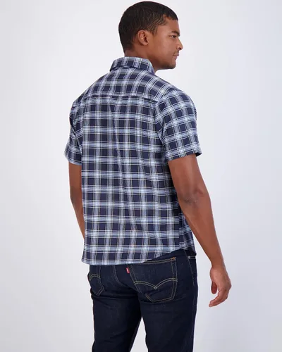 Vista 3 de Paquete de 3 camisa clásica de manga corta con botones y bolsillo frontal para hombre (disponible en tallas grandes y altas)