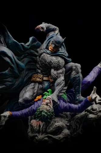 Vista 6 de Batman vs Joker Sculpt Master SeriesSculpt Master Series