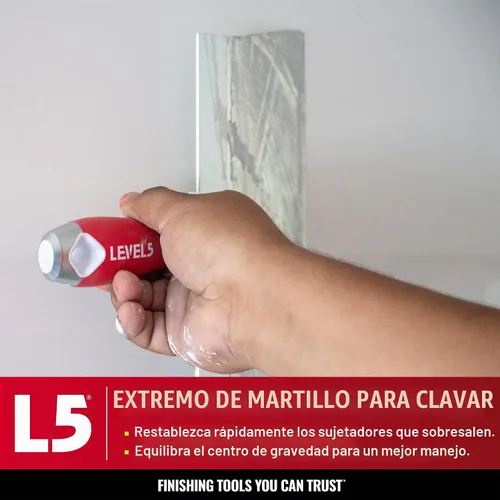 Vista 7 de Espátula de acero inoxidable de 8" con mango de agarre suave - LEVEL5 Grado profesional Extremo martillo de metal 5-134