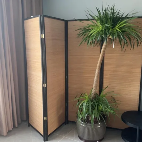 Vista 4 de Divisor de habitación de bambú de 4 paneles, pantalla de privacidad plegable de 6 pies de alto para espacios pequeños - Separador de pared alto