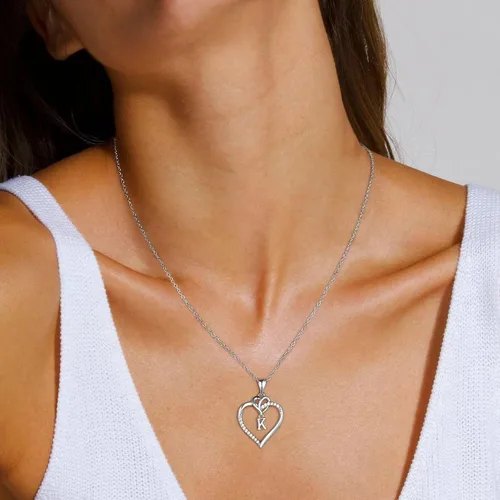 Vista 4 de STORUP Collares con inicial de corazón para mujer, chapado en oro de 14 quilates, dije con inicial de corazón A-Z, collar delicado de corazón