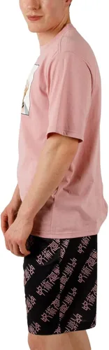 Vista 2 de Bioworld Jujutsu Kaisen Yuji Itadori - Conjunto combinado de camiseta de manga corta y pantalones cortos para dormir para hombre