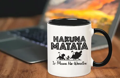 Vista 4 de Fonhark - Hakuna Matata, It Means No Worries, Taza de café de 11 onzas, color negro