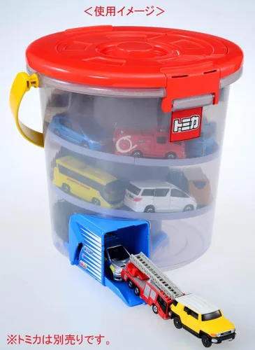 Vista 2 de Cubo saliendo de Tomica (importación de Japón)