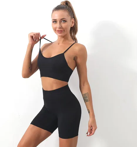 Vista 6 de Conjuntos de 2 piezas sin costuras para yoga y entrenamiento - con ombliguera de manga corta y pantalones cortos de tiro alto para correr