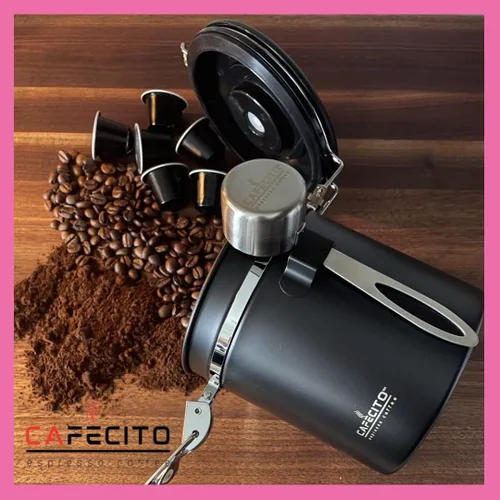 Vista 6 de CAFECITO® - Recipiente de café hermético de acero inoxidable de 18 onzas con válvula de CO₂, rastreador de fecha y cucharada, almacenamiento de café