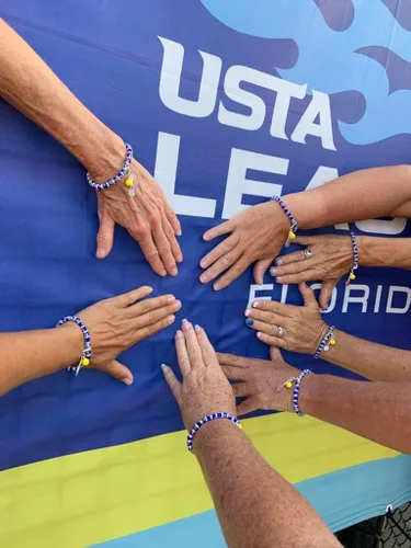 Vista 7 de Pulsera de tenis de karma Gran regalo para mujeres Ideal como regalo para jugadores de tenis