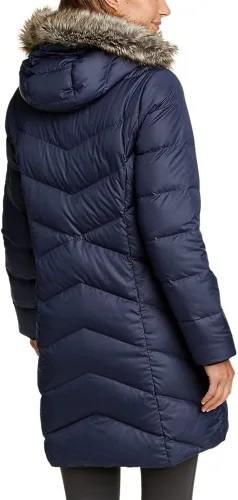 Vista 2 de Eddie Bauer Parka clásica de plumón para mujer