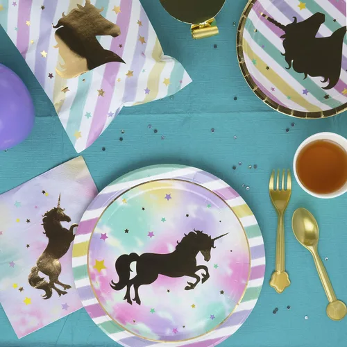 Vista 6 de Paquete de fiesta temática de unicornio dorado – Platos de papel desechables, vasos, servilletas, tenedores, cucharas, bolsas de regalo y sopladores