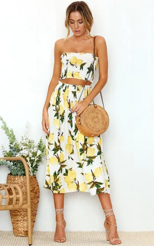 Vista 4 de Angashion - Traje de 2 piezas con camiseta corta y falda larga, diseño floral