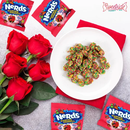 Vista 6 de Nerds Gummy Cluster, 2lb Nerds Gummy Clusters Bulk, Nerd Clusters Bulk Candy Envueltos individualmente, perfecto para los amantes de los caramelos
