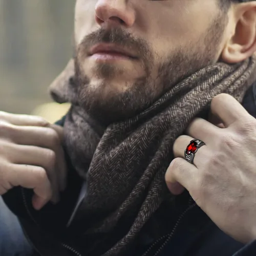 Vista 3 de Anillo ovalado de circonita cúbica 5A de corte múltiple para hombre, anillo de acero inoxidable 316L negro con gemas de cristal, anillo