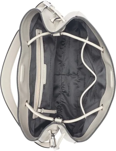 Vista 4 de Calvin Klein Harmony Draw String Bucket Bag