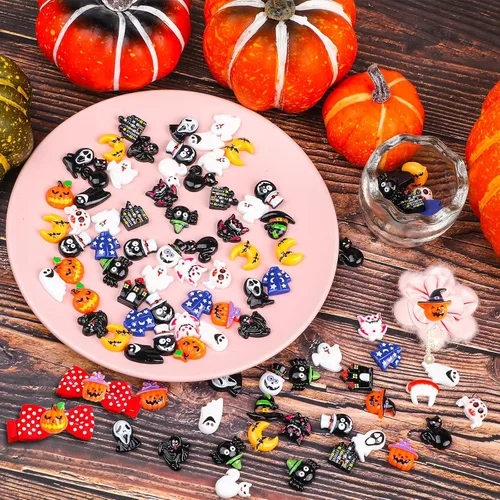Vista 5 de FOIMAS Dijes de resina de Halloween con parte trasera plana, 100 piezas de calabaza, fantasma, araña, adorno de resina en miniatura para suministros