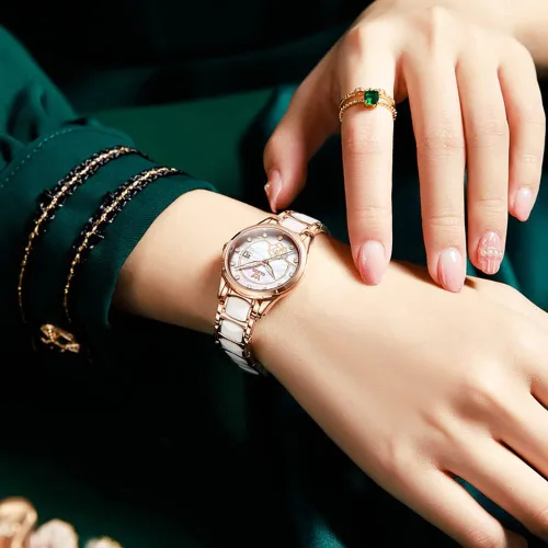 Vista 2 de OLEVS Relojes para mujer, oro rosa, de dos tonos, de moda, de cerámica, blanco, esfera rosa, roja, acero inoxidable, fecha impermeable