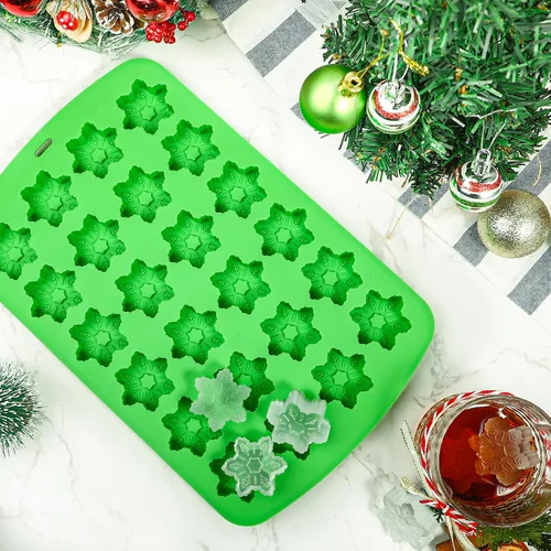 Vista 4 de Webake Molde de cubitos de hielo de copo de nieve de silicona con 24 cavidades, bandeja de cubitos de hielo de Navidad, moldes de copo de nieve