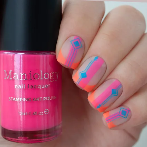 Vista 2 de Maniology Classique: Love Your Accent Nail Stamping Plate Uñas