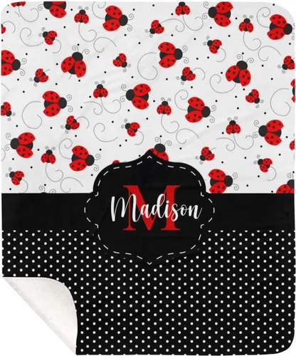 Vista 9 de Manta de forro polar con monograma y diseño de lunares negros con nombre para niñas que duermen con diseño de mariquita, 50 x 60 pulgadas, regalo