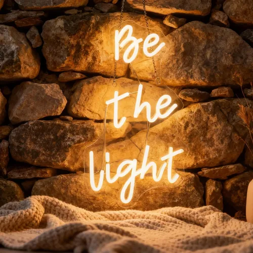 Vista 7 de Letrero de neón con texto en inglés "Be The Light", luces de neón decorativas con citas positivas para decoración de pared de habitación del hogar