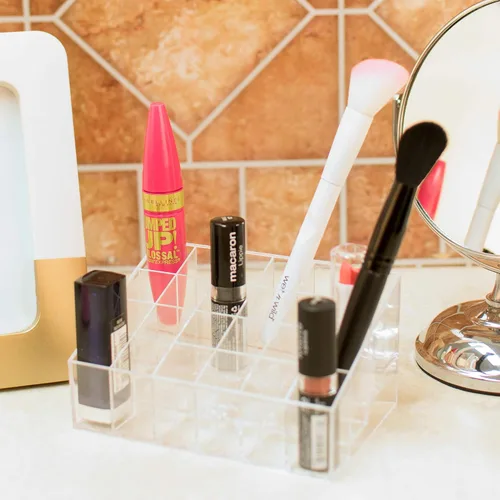 Vista 5 de Organizador de cosméticos y maquillaje transparente. Para labiales en barra, pinceles, frascos y más. Soporte transparente para estantes.