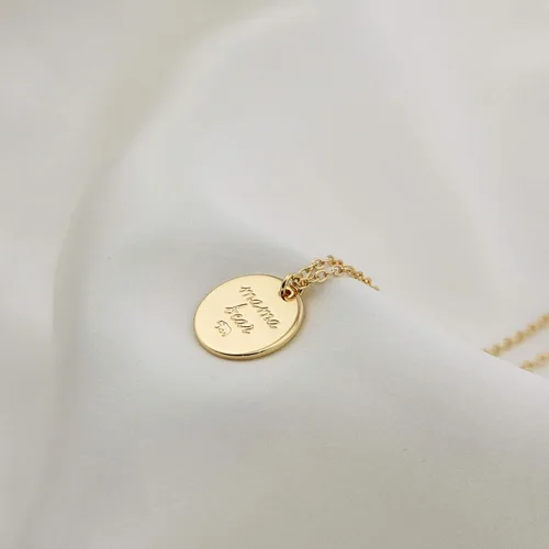 Vista 6 de LUIWIN Collar de disco inspirador chapado en oro de 18 quilates, con cita personalizada, diseño de motivación, colgante de disco minimalista, regalo