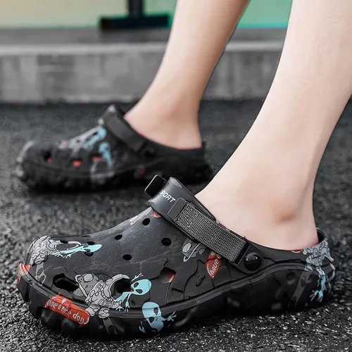 Vista 6 de SECHRITE Zuecos para hombre deportivos al aire libre, antideslizantes, con amortiguación, para playa, sandalias de casa con correa trasera ajustable