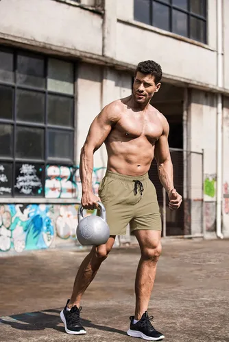 Vista 2 de COOFANDY Pantalones cortos deportivos para correr para hombre de 5 pulgadas, paquete de 2 pantalones cortos de entrenamiento para gimnasio