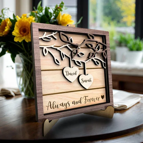 Vista 2 de Letrero de madera grabado para parejas, árbol de regalo con nombre personalizado, día de San Valentín para él/ella, novio, novia, recién casados