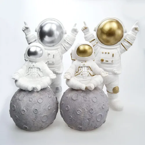 Vista 7 de Colias Wing Estatuas de astronauta, escultura, adorno para el hogar, artes y manualidades, accesorios de escritorio, decoración de mesa, soporte