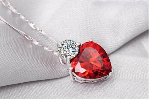 Vista 4 de Uloveido Collar de corazón de cristal rojo y pendientes conjunto de joyas de boda para mujeres BME53
