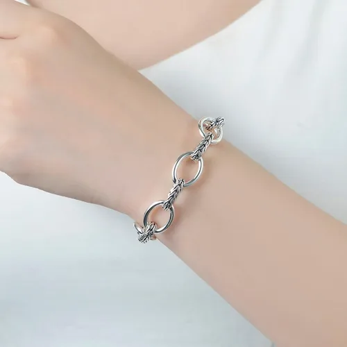 Vista 5 de UNY JEWEL Las joyas hacen una declaración con la cadena de eslabones de cola de zorro, pulsera inspirada en la marca del diseñador para mujer