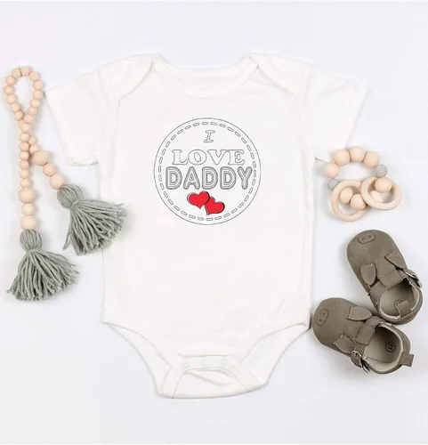 Vista 4 de I Love Daddy" Custom Boutique Body de Onesie.