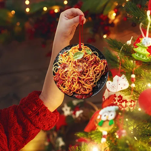 Vista 6 de Adorno navideño de espagueti, divertido, árbol de comida, colgante, tomate, Italia, fideos, relleno de calcetín de cerámica, regalo para niño
