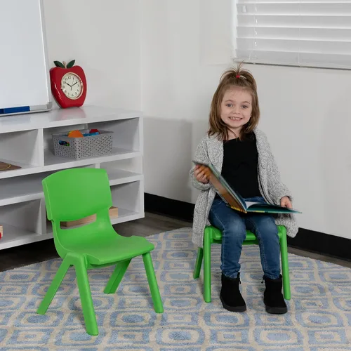 Vista 94 de Flash Furniture - Silla escolar apilable de plástico azul con altura de asiento de 10 1/2 pulgadas Construcción duradera, uso comercial