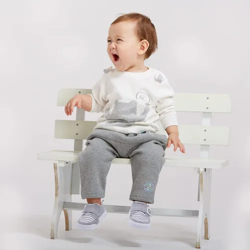 Vista 2 de BMCiTYBM Zapatos para bebé niño y niña, tenis antideslizantes suaves y ligeros, zapatos para caminar de primer paso, 6, 9, 12, 18, 24 meses