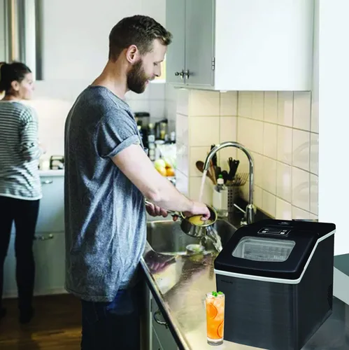 Vista 2 de Frigidaire Máquina de hielo EFIC452, máquina de hielo de acero inoxidable para encimera con ventana transparente, máquina de cubitos de hielo Negro