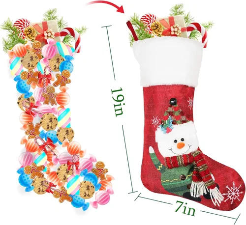 Vista 4 de COOLWUFAN Paquete de 4 medias de Navidad de 19 pulgadas con copo de nieve, Papá Noel, muñeco de nieve, reno, pingüino y felpa de piel sintética