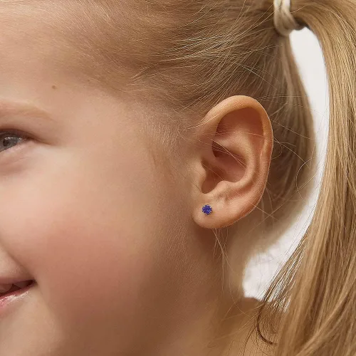 Vista 3 de Aretes de tuerca redondos de oro amarillo de 14 quilates de 0.157in con piedra natal simulada para niñas, aretes pequeños para niños con bloqueo