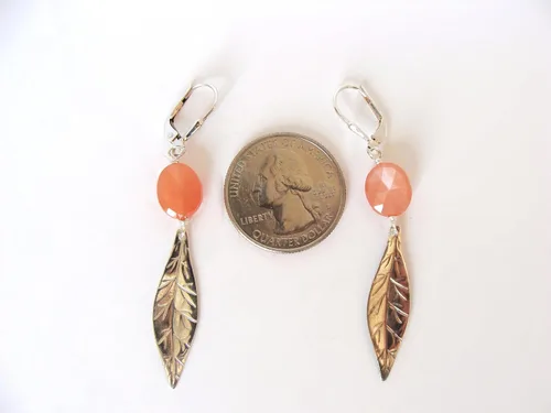 Vista 7 de Leaf and peach moonstone earrings, long, sterling silver, lightweight earrings, fun, nature theme, flashy, handmade