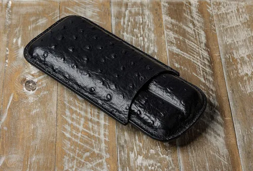 Vista 6 de Prestige Import Group - Estuche de viaje estilo avestruz de cuero con 2 puros - Negro