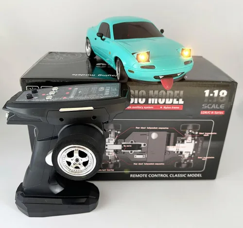 Vista 8 de HLSFWDRIVE Coche de deriva RC 1/18 escala LDRC Coche de deriva con Drifting Hobby RC Car para el giroscopio adulto Control proporcional Ejes