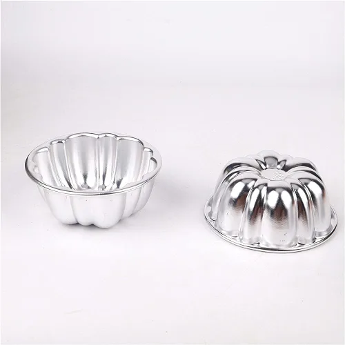 Vista 4 de LoBake 10 piezas de media bola de calabaza uva vollyball Shell aluminio tarta molde jalea pudín taza magdalena molde herramientas para hornear