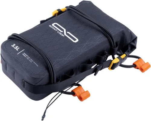 Vista 4 de Bolsa Giant Loop para guardabarros + Bolsa para matrícula, bolsa impermeable de almacenamiento con capacidad de 3.5 litros y plegable para artículos
