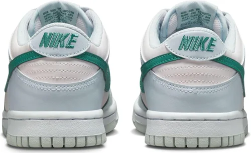 Vista 865 de Nike Kid's Dunk Low Sneaker