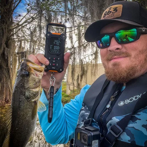 Vista 9 de Báscula digital de pesca de 8 ranuras con pinza de labios y memoria de Negro