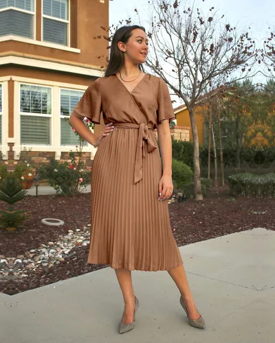 Vista 8 de BTFBM Vestidos de verano casuales con cuello en V para mujer, manga corta, satén, con lazo en la cintura, plisados, fluidos, para invitados de boda