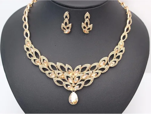 Vista 5 de SFE Juego de collar de declaración nupcial chapado en oro y platino y aretes colgantes para novia juego de joyas de boda gargantilla para mujeres