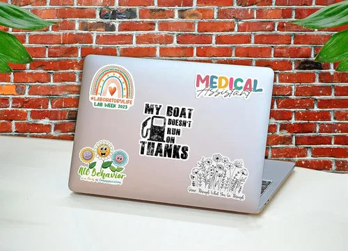 Vista 3 de Calcomanía de vinilo con texto en inglés «My Boat Doesn T Run On Things», calcomanía de vinilo para accesorios de mercancía, idea de regalo